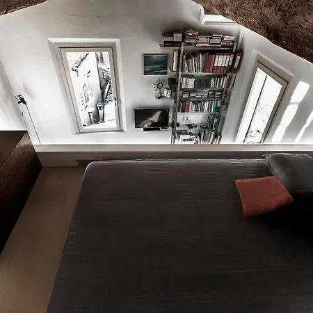 Little Tower Over The Roofs 公寓 *