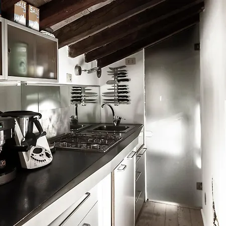 Little Tower Over The Roofs 公寓 *