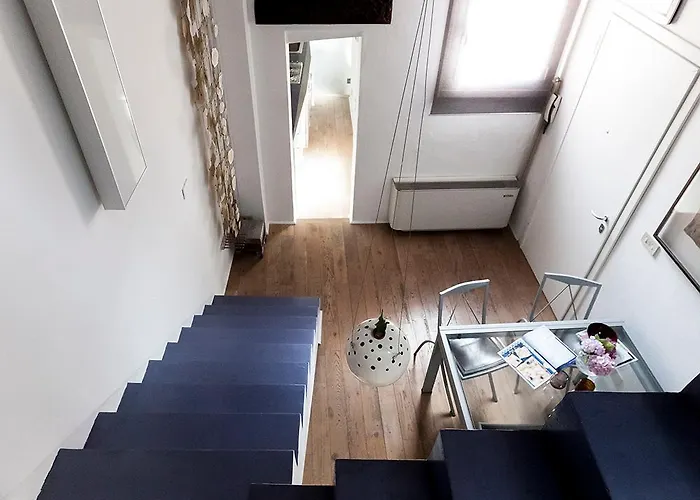 Little Tower Over The Roofs Apartament Modena